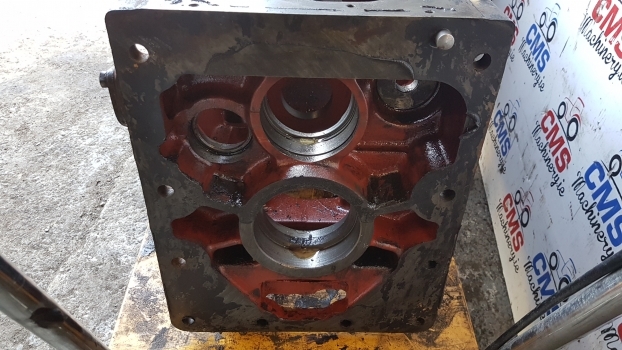 Deutz Dx 3.90 Transmission Gearbox Housing 043251440 - Коробка передач и запчасти для Тракторов: фото 4 Deutz Dx 3.90 Transmission Gearbox Housing 043251440 - Коробка передач и запчасти для Тракторов: фото 4