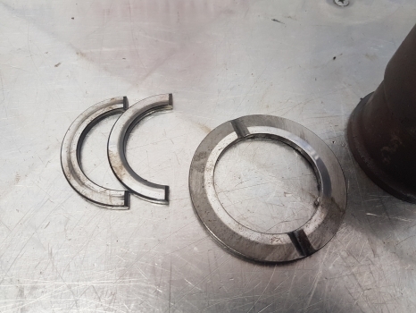 Deutz Dx110, Dx120, Dx145 Transmisssion Sleeve 04300660, 01107855, 04391136 - Коробка передач и запчасти для Тракторов: фото 4 Deutz Dx110, Dx120, Dx145 Transmisssion Sleeve 04300660, 01107855, 04391136 - Коробка передач и запчасти для Тракторов: фото 4