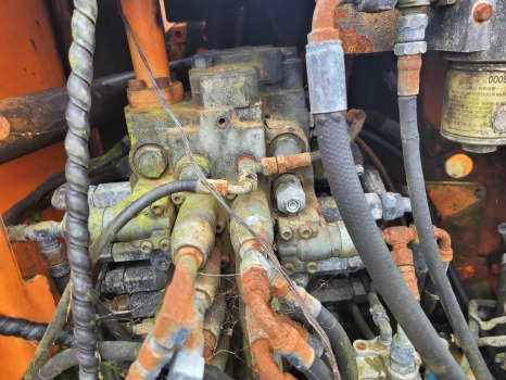 Doosan Dx140lcr, Dx140lc Main Hydraulic Control Valve 420-00465b, 410105-00800 - Гидравлика: фото 2 Doosan Dx140lcr, Dx140lc Main Hydraulic Control Valve 420-00465b, 410105-00800 - Гидравлика: фото 2