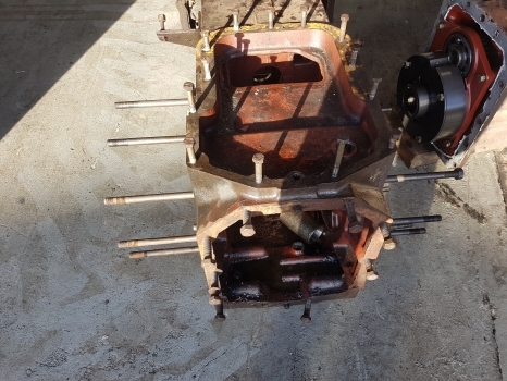 Fiat 1180 Rear Axle Central Case 5107674, 5107675 - Задняя ось для Тракторов: фото 5 Fiat 1180 Rear Axle Central Case 5107674, 5107675 - Задняя ось для Тракторов: фото 5