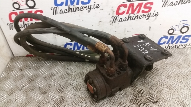 Ford 30, 10 S 4630 Danfoss Steering Motor Valve 83986295, E9223a244ba, 150n1260 - Рулевое управление для Тракторов: фото 5 Ford 30, 10 S 4630 Danfoss Steering Motor Valve 83986295, E9223a244ba, 150n1260 - Рулевое управление для Тракторов: фото 5