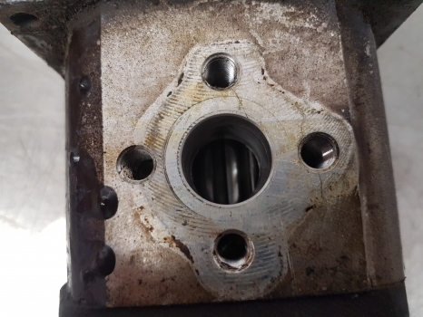 Ford 30 Seriesfiat 90-90, 56, 66, 76, 86 Series Single Hydraulic Pump 0510625362 - Гидравлический насос для Тракторов: фото 4 Ford 30 Seriesfiat 90-90, 56, 66, 76, 86 Series Single Hydraulic Pump 0510625362 - Гидравлический насос для Тракторов: фото 4