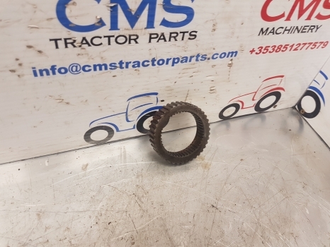 Ford 3930, 4630, 4830, 5030 Transmission Coupling K3660228972, 83985676 - Трансмиссия для Тракторов: фото 2 Ford 3930, 4630, 4830, 5030 Transmission Coupling K3660228972, 83985676 - Трансмиссия для Тракторов: фото 2