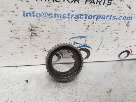 Трансмиссия для Тракторов Ford 4630, 4830, 5030 C, D Series Transmision Hub Gear K3660228621, 83962479: фото 1