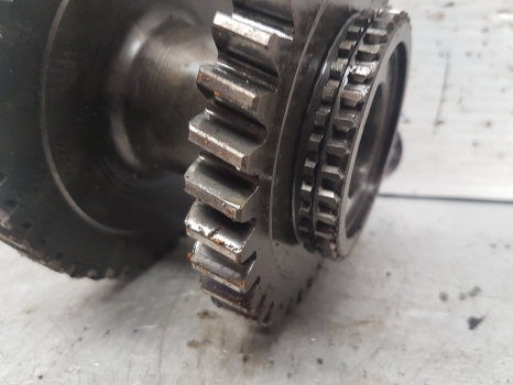 Ford 4630, 5030, 4830 Transmision Double Gear Z35x47 K3660628651, 83985747 - Трансмиссия для Тракторов: фото 2 Ford 4630, 5030, 4830 Transmision Double Gear Z35x47 K3660628651, 83985747 - Трансмиссия для Тракторов: фото 2