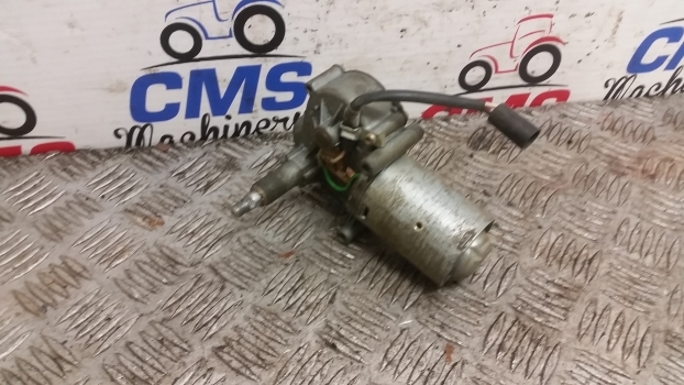 Ford 555c, 655c, 555d, 655d, 575d, 675d Wiper Motor Rear E8nn17n404aa - Щетка стеклоочистителя для Тракторов: фото 1 Ford 555c, 655c, 555d, 655d, 575d, 675d Wiper Motor Rear E8nn17n404aa - Щетка стеклоочистителя для Тракторов: фото 1