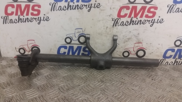 Ford 60, New Holland Tm Series Fiat F, M Series F130 Clutch Fork, Shaft 5149612 - Сцепление и запчасти для Сельскохозяйственной техники: фото 3 Ford 60, New Holland Tm Series Fiat F, M Series F130 Clutch Fork, Shaft 5149612 - Сцепление и запчасти для Сельскохозяйственной техники: фото 3