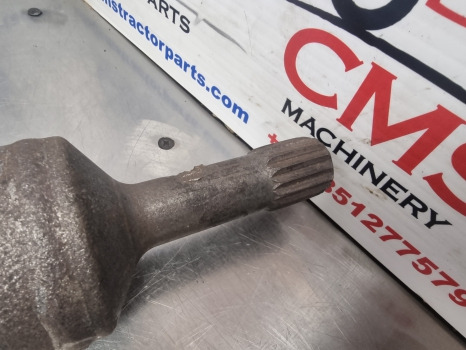 Ford 8340, 40 And Ts Series 4 Wheel Drive Shaft, Propeller Shaft 82011577 - Передняя ось: фото 3 Ford 8340, 40 And Ts Series 4 Wheel Drive Shaft, Propeller Shaft 82011577 - Передняя ось: фото 3