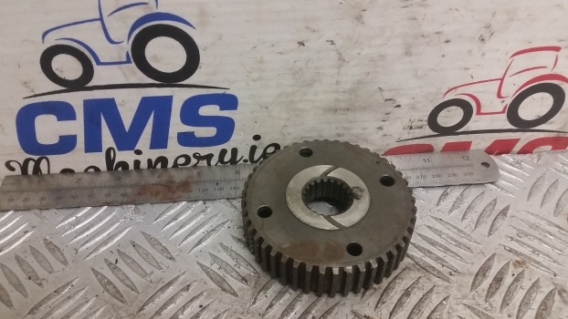Ford New Holland 420, 535, 550, 555 Transmission Hub Gear 83919120, D9nn7n062aa - Трансмиссия для Тракторов: фото 2 Ford New Holland 420, 535, 550, 555 Transmission Hub Gear 83919120, D9nn7n062aa - Трансмиссия для Тракторов: фото 2