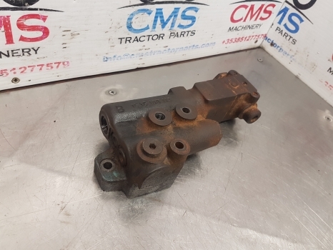 Ford New Holland 7840, 40 Serie Hydraulic Brake Valve For Parts Only F0nn2n073bd - Тормозной клапан для Тракторов: фото 3 Ford New Holland 7840, 40 Serie Hydraulic Brake Valve For Parts Only F0nn2n073bd - Тормозной клапан для Тракторов: фото 3