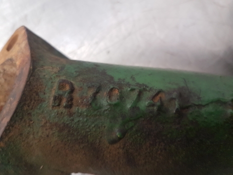 John Deere 2130, 2030, 2240 Thermostat Housing Tube R70741, T18074, T20218 - Термостат для Тракторов: фото 3 John Deere 2130, 2030, 2240 Thermostat Housing Tube R70741, T18074, T20218 - Термостат для Тракторов: фото 3