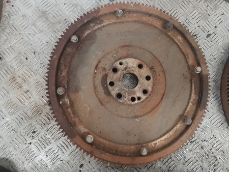 John Deere 3220, 3215, 3415, 3420 Telehandler Flywheel Assy R516568, R516568 - Маховик для Телескопических погрузчиков: фото 1 John Deere 3220, 3215, 3415, 3420 Telehandler Flywheel Assy R516568, R516568 - Маховик для Телескопических погрузчиков: фото 1