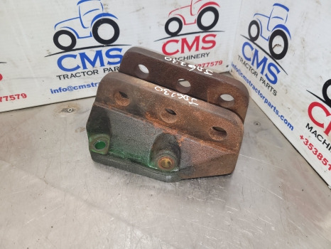 John Deere 6030, 6010, 6020 Series 6230 Top Link Bracket L78801 , L78802 - Подвеска: фото 1 John Deere 6030, 6010, 6020 Series 6230 Top Link Bracket L78801 , L78802 - Подвеска: фото 1