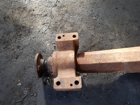 John Deere 6210r Front Axle Suspension Bracket L204767, L206438, L213495 - Подвеска для Тракторов: фото 2 John Deere 6210r Front Axle Suspension Bracket L204767, L206438, L213495 - Подвеска для Тракторов: фото 2