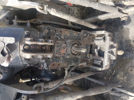 Lamborghini 1106 Engine, Front, Rear Axle, Transmission, Hydraulic And Lift Nut - Двигатель: фото 2 Lamborghini 1106 Engine, Front, Rear Axle, Transmission, Hydraulic And Lift Nut - Двигатель: фото 2