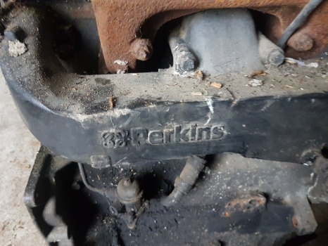 Massey Ferguson 4255, 4245, 3160, 6140, 6150 Engine Intake Manifold 3640983m91 - Впускной коллектор для Тракторов: фото 5 Massey Ferguson 4255, 4245, 3160, 6140, 6150 Engine Intake Manifold 3640983m91 - Впускной коллектор для Тракторов: фото 5