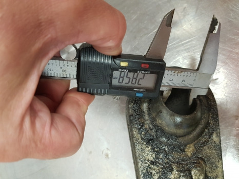 Massey Ferguson 7s.180, 7715s, 7716s, 6716s Pick Up Hitch Lift Rod Acx3113580 - Кузов и экстерьер для Тракторов: фото 4 Massey Ferguson 7s.180, 7715s, 7716s, 6716s Pick Up Hitch Lift Rod Acx3113580 - Кузов и экстерьер для Тракторов: фото 4