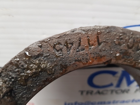 Mccormick Case Mxc, Mc Mc100 Front Axle Support Bracket Rear 138533, 318588a1 - Подвеска для Тракторов: фото 2 Mccormick Case Mxc, Mc Mc100 Front Axle Support Bracket Rear 138533, 318588a1 - Подвеска для Тракторов: фото 2