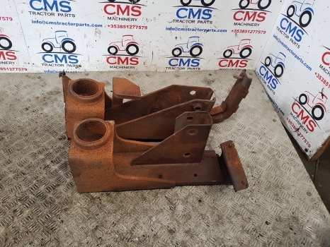 New Holland Case T7, Puma T7.225 Cab Suspension Bracket Support Lhs Rhs 84353071 - Подвеска кабины для Тракторов: фото 1 New Holland Case T7, Puma T7.225 Cab Suspension Bracket Support Lhs Rhs 84353071 - Подвеска кабины для Тракторов: фото 1