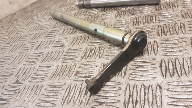 New Holland Fiat 60, M, Tm Series Tm130, Tm120 Transmission Fork Guides Rods - Трансмиссия для Тракторов: фото 3 New Holland Fiat 60, M, Tm Series Tm130, Tm120 Transmission Fork Guides Rods - Трансмиссия для Тракторов: фото 3
