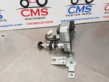 New Holland Fiat, John Deere, Case Wiper Motor 3860, Tm8612 - Щетка стеклоочистителя для Тракторов: фото 5 New Holland Fiat, John Deere, Case Wiper Motor 3860, Tm8612 - Щетка стеклоочистителя для Тракторов: фото 5