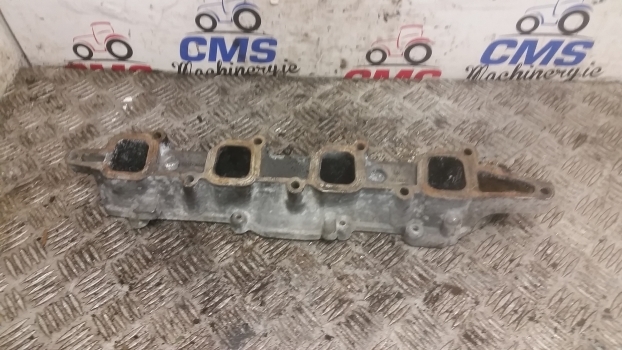 New Holland T5.100, T5.110, T5.120 Engine Air Intake Manifold Spacer 5801701355 - Впускной коллектор для Тракторов: фото 1 New Holland T5.100, T5.110, T5.120 Engine Air Intake Manifold Spacer 5801701355 - Впускной коллектор для Тракторов: фото 1