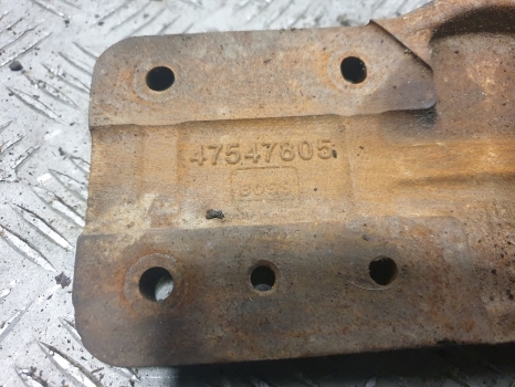 New Holland T5.100, T5.110, T5.120 Engine Mounting Bracket 47547805 - Подушка двигателя для Тракторов: фото 3 New Holland T5.100, T5.110, T5.120 Engine Mounting Bracket 47547805 - Подушка двигателя для Тракторов: фото 3