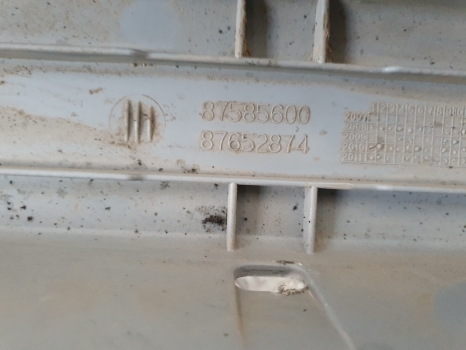 New Holland T6 And T7 Series Pillar Panel 87585600, 87652874,84325611 - Кабина и интерьер для Тракторов: фото 3 New Holland T6 And T7 Series Pillar Panel 87585600, 87652874,84325611 - Кабина и интерьер для Тракторов: фото 3