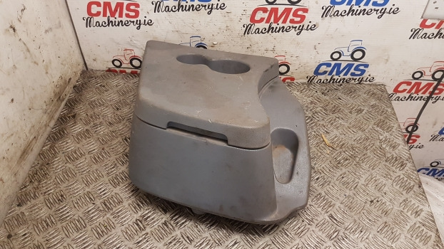 New Holland T6000, T7000, Tsa Series T6050 Tool Box 82031620, 82031609 - Кабина и интерьер: фото 1 New Holland T6000, T7000, Tsa Series T6050 Tool Box 82031620, 82031609 - Кабина и интерьер: фото 1