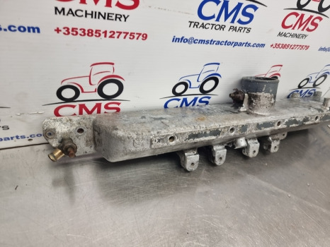 New Holland Tm135, Tm125, Case Mxm Engine Inlet Manifold 87801839, 87800492 - Система впуска: фото 2 New Holland Tm135, Tm125, Case Mxm Engine Inlet Manifold 87801839, 87800492 - Система впуска: фото 2