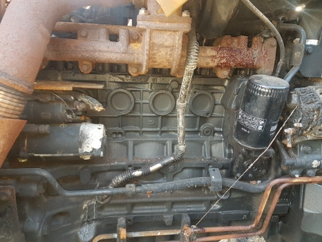 New Holland Ts115a Delta Engine Head, Block, Cranckshaft Nut 2831308, 2830760 - Двигатель: фото 4 New Holland Ts115a Delta Engine Head, Block, Cranckshaft Nut 2831308, 2830760 - Двигатель: фото 4