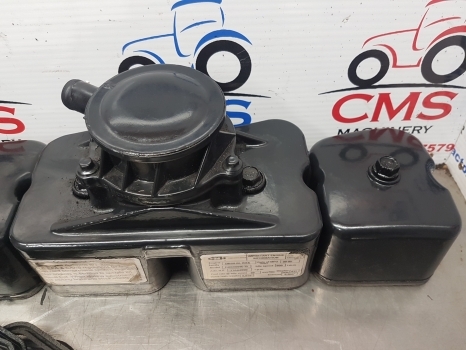 New Holland Ts115a Valve Cover 2830784, 2852894, 2852032, 2852033, 2852027 - Двигатель и запчасти для Тракторов: фото 2 New Holland Ts115a Valve Cover 2830784, 2852894, 2852032, 2852033, 2852027 - Двигатель и запчасти для Тракторов: фото 2