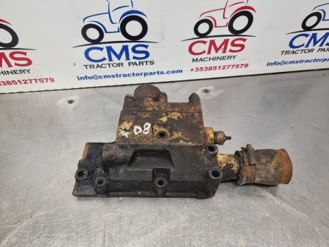 Perkins Massey Ferguson, Caterpillar Thermostatic Housing Assy 3771k04a-3 - Термостат для Сельскохозяйственной техники: фото 1 Perkins Massey Ferguson, Caterpillar Thermostatic Housing Assy 3771k04a-3 - Термостат для Сельскохозяйственной техники: фото 1