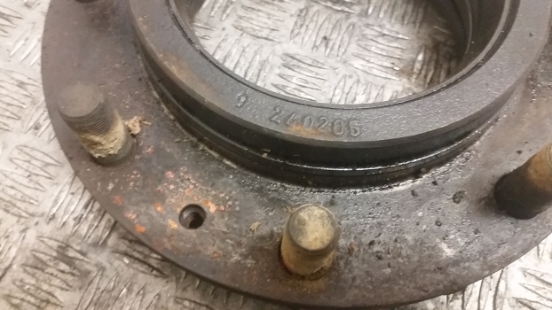 Same, Lamborghini Deutz Agrotron 150 Mk3 Front Axle Hub 04415114, 4475407037 - Ступица для Тракторов: фото 4 Same, Lamborghini Deutz Agrotron 150 Mk3 Front Axle Hub 04415114, 4475407037 - Ступица для Тракторов: фото 4