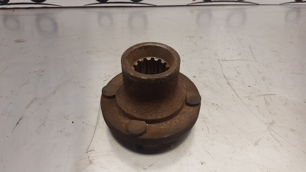 Case New Holland Tm And Mxm Front 4wd Flange Coupling 5190345 - Запчасти для Тракторов: фото 4 Case New Holland Tm And Mxm Front 4wd Flange Coupling 5190345 - Запчасти для Тракторов: фото 4