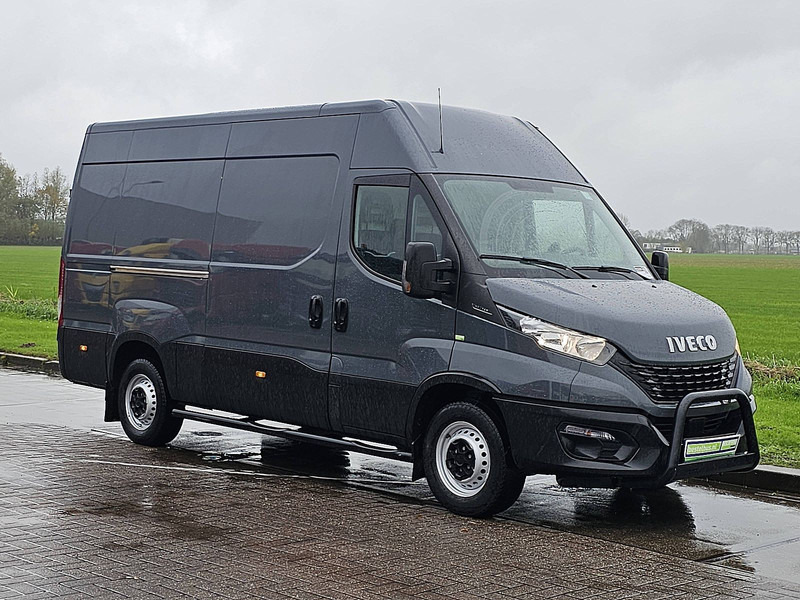 Iveco Daily 35 S 14 ac laadlift EURO6 - Цельнометаллический фургон: фото 4 Iveco Daily 35 S 14 ac laadlift EURO6 - Цельнометаллический фургон: фото 4