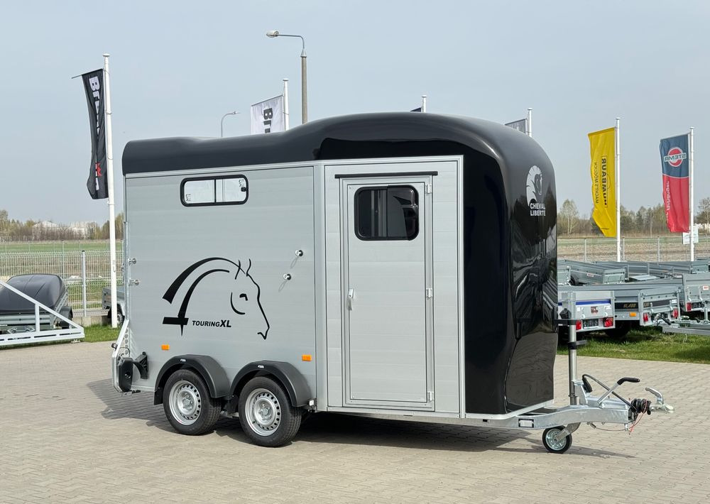 Cheval Liberte Touring Country XL przyczepa na dwa konie | duża siodlarnia | drzwi boczne | rampa przednia | 387×179 cm | ALUMINIOWA | Debon | dostawa | mocna i solidna | - Прицеп-коневоз: фото 1 Cheval Liberte Touring Country XL przyczepa na dwa konie | duża siodlarnia | drzwi boczne | rampa przednia | 387×179 cm | ALUMINIOWA | Debon | dostawa | mocna i solidna | - Прицеп-коневоз: фото 1