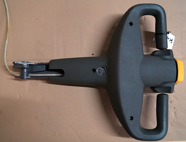 Atlet 078959 | Tiller Head ref 118497/B from Atlet PLP200N year 2008 - Электрическая система для Погрузочно-разгрузочной техники: фото 2 Atlet 078959 | Tiller Head ref 118497/B from Atlet PLP200N year 2008 - Электрическая система для Погрузочно-разгрузочной техники: фото 2