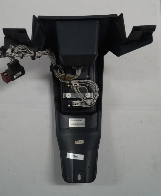 Jungheinrich 51054356 | Console including battery/hour indicator 51201885 code k - Приборная панель для Погрузочно-разгрузочной техники: фото 2 Jungheinrich 51054356 | Console including battery/hour indicator 51201885 code k - Приборная панель для Погрузочно-разгрузочной техники: фото 2
