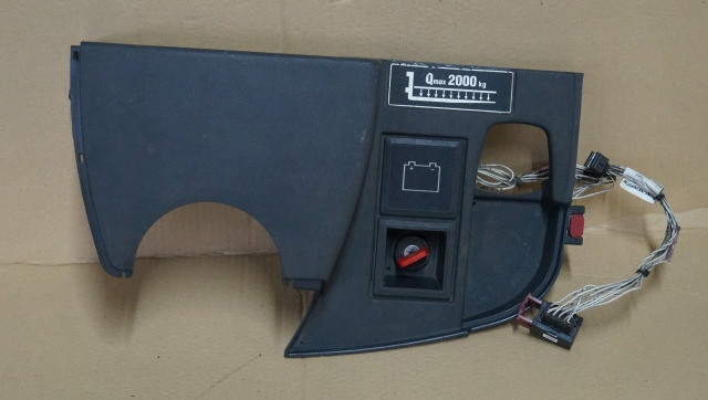 Jungheinrich 51212750 | Dashboard including ignition switch and LED battery indi - Приборная панель для Погрузочно-разгрузочной техники: фото 1 Jungheinrich 51212750 | Dashboard including ignition switch and LED battery indi - Приборная панель для Погрузочно-разгрузочной техники: фото 1