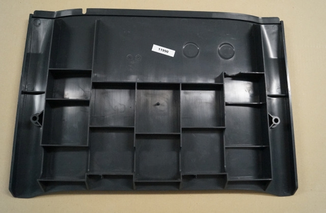 Jungheinrich 51304692 | Front battery cover for ECE225 from year 2016 - Кузов и экстерьер для Погрузочно-разгрузочной техники: фото 2 Jungheinrich 51304692 | Front battery cover for ECE225 from year 2016 - Кузов и экстерьер для Погрузочно-разгрузочной техники: фото 2