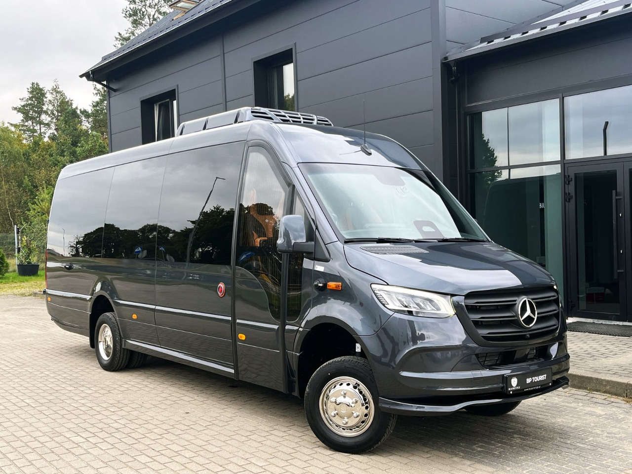 Mercedes-Benz Sprinter 519 AWD 4x4 TOURIST / 21 to 24 Seats - Микроавтобус, Пассажирский фургон: фото 1 Mercedes-Benz Sprinter 519 AWD 4x4 TOURIST / 21 to 24 Seats - Микроавтобус, Пассажирский фургон: фото 1