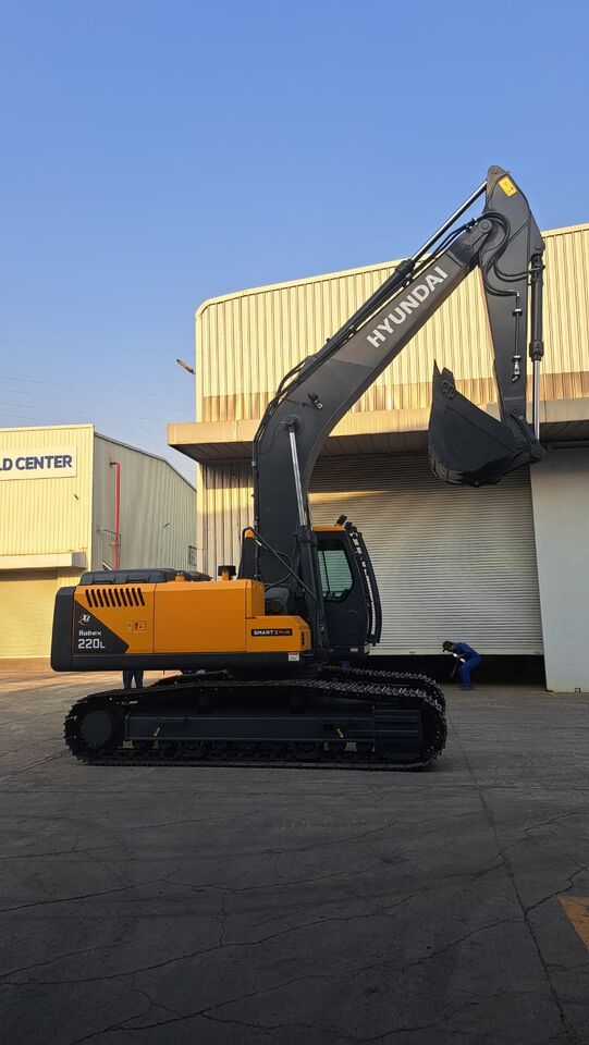 HYUNDAI R220L XL Ultra (REMAN BY HYUNDAI) - Гусеничный экскаватор: фото 2 HYUNDAI R220L XL Ultra (REMAN BY HYUNDAI) - Гусеничный экскаватор: фото 2