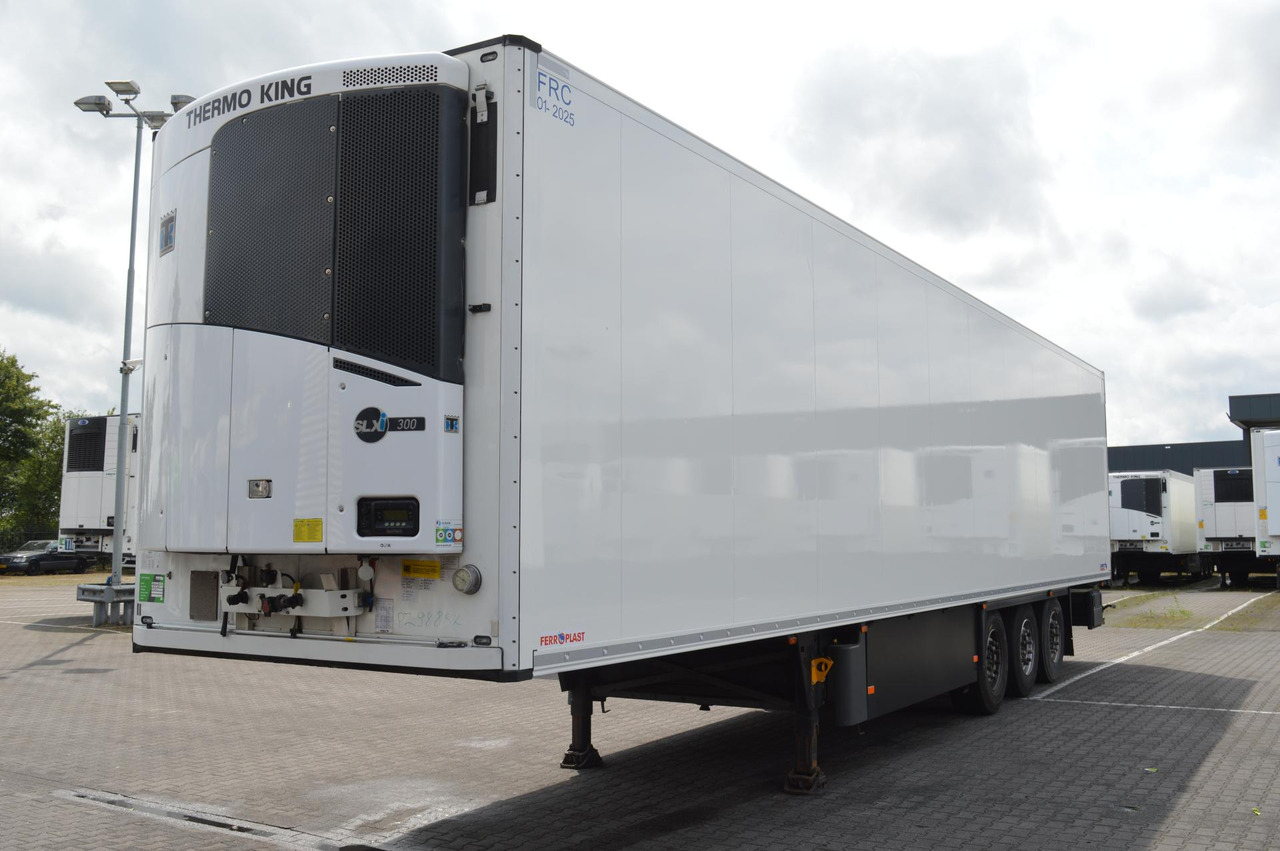 Schmitz Cargobull SKO FP 45 ThermoKing SLXi 300 - Полуприцеп-рефрижератор: фото 1 Schmitz Cargobull SKO FP 45 ThermoKing SLXi 300 - Полуприцеп-рефрижератор: фото 1