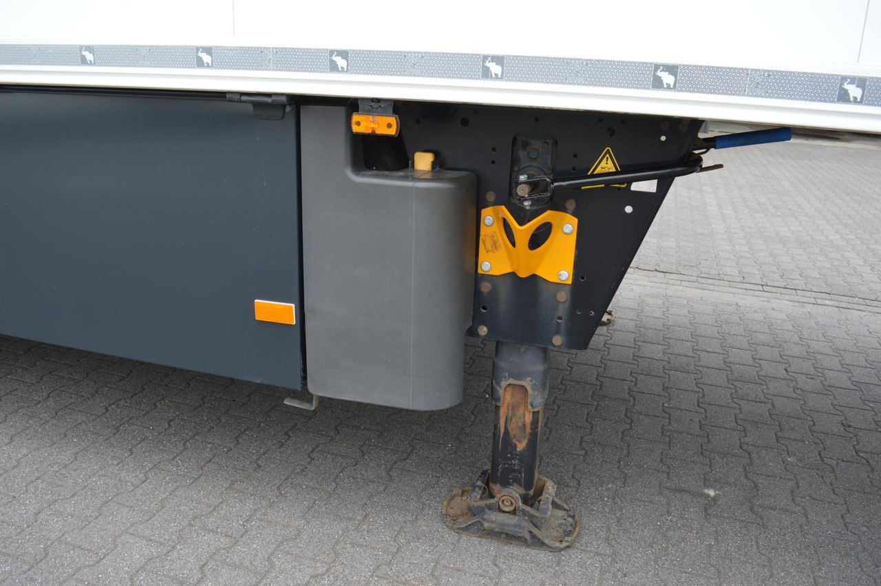 Schmitz Cargobull SKO FP 45 ThermoKing SLXi 300 - Полуприцеп-рефрижератор: фото 4 Schmitz Cargobull SKO FP 45 ThermoKing SLXi 300 - Полуприцеп-рефрижератор: фото 4