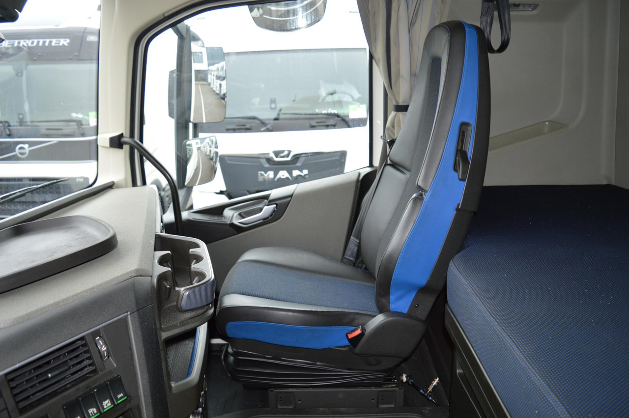 Тягач Volvo FH 500 Globetrotter XL: фото 10