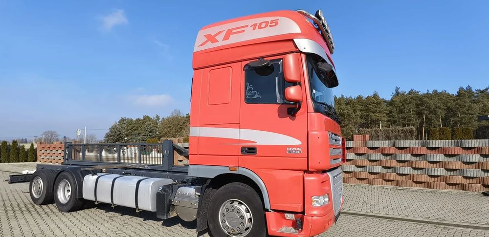 DAF XF510 /SKRĘTNA PODNOSZONA OŚ/6X2 - Грузовик-шасси: фото 2 DAF XF510 /SKRĘTNA PODNOSZONA OŚ/6X2 - Грузовик-шасси: фото 2