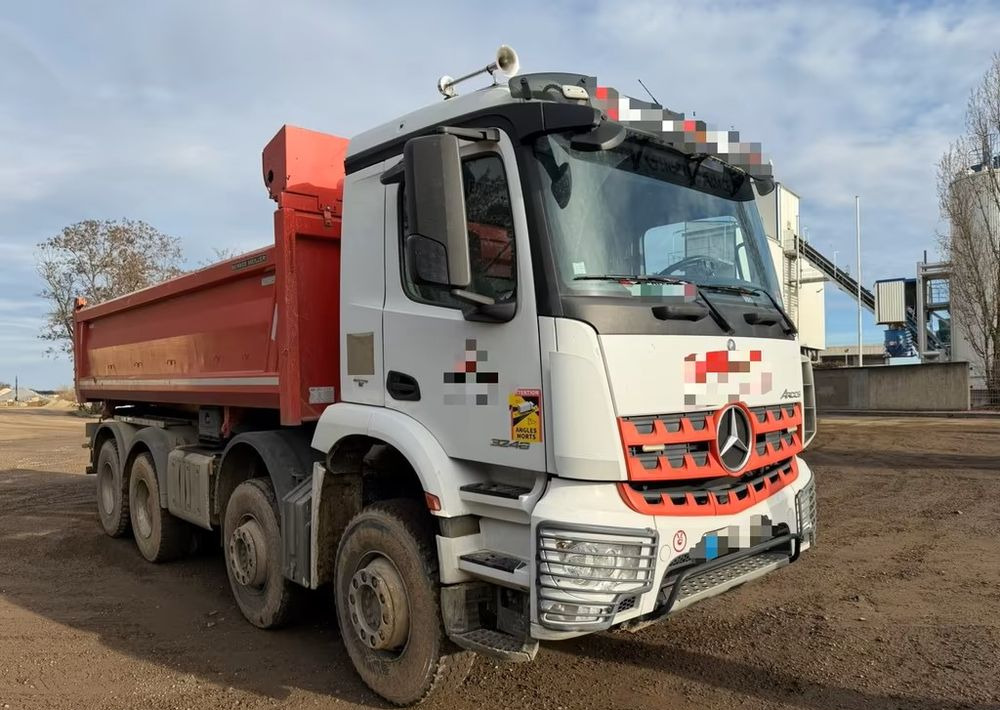 Mercedes-Benz Arocs 3246 / 8x4 / 2-stronny Meiller / Automatik / - Самосвал: фото 2 Mercedes-Benz Arocs 3246 / 8x4 / 2-stronny Meiller / Automatik / - Самосвал: фото 2