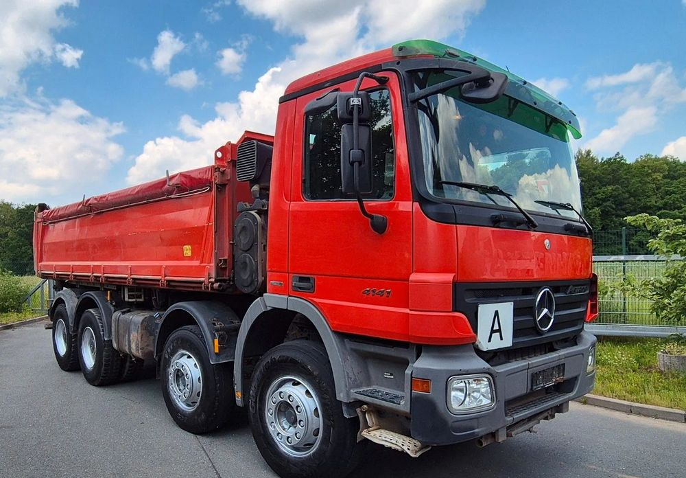 Mercedes-Benz Mercedes-Benz ACTROS 4141 Wywrotka 8x4 | Euro 5 | 408 KM | 337 798 km | 2010 - Самосвал: фото 1 Mercedes-Benz Mercedes-Benz ACTROS 4141 Wywrotka 8x4 | Euro 5 | 408 KM | 337 798 km | 2010 - Самосвал: фото 1