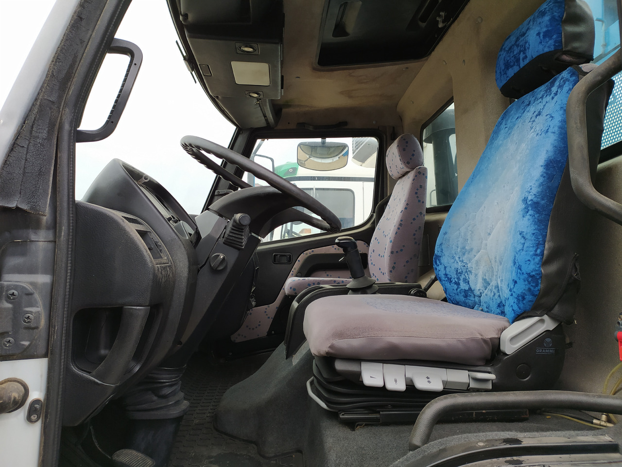 ERF EP6 CAJA ABIERTA - Грузовик бортовой/ Платформа: фото 5 ERF EP6 CAJA ABIERTA - Грузовик бортовой/ Платформа: фото 5